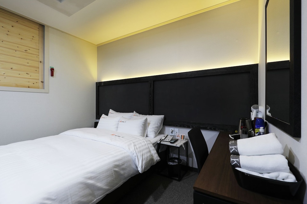 Hotel K,Seongnam>>Incheon,3 star