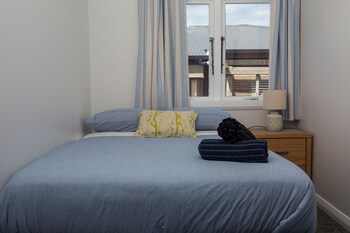 moana lodge hostel
