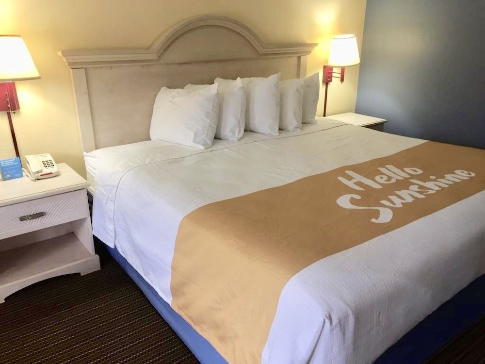days inn by wyndham spartanburg waccamaw