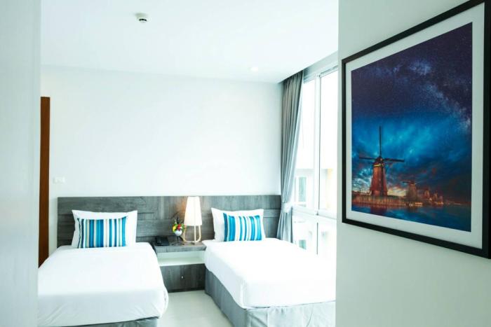 d at sea hotel
