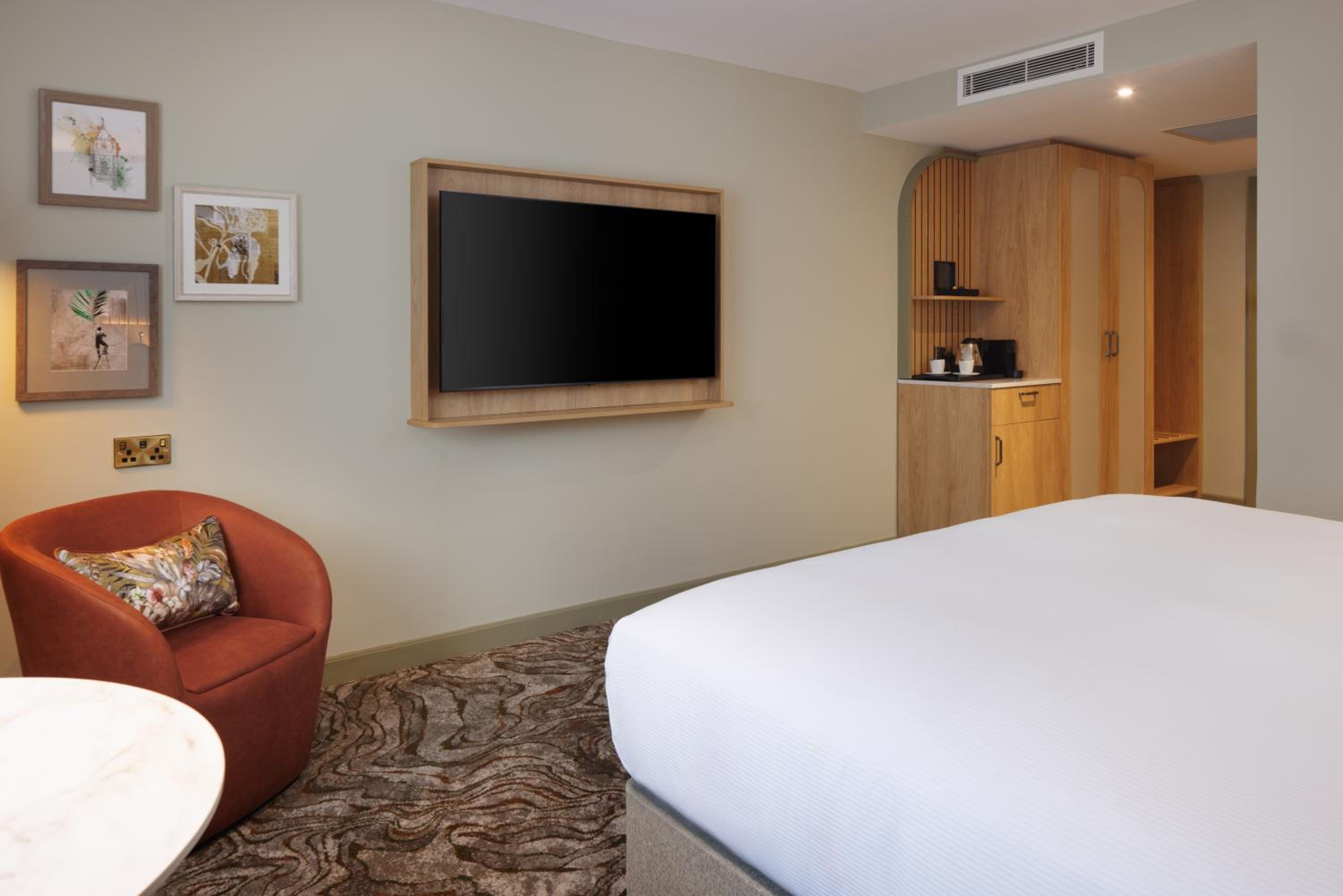 doubletree by hilton bristol north