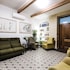 two pillows boutique hostel