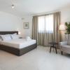 two pillows boutique hostel