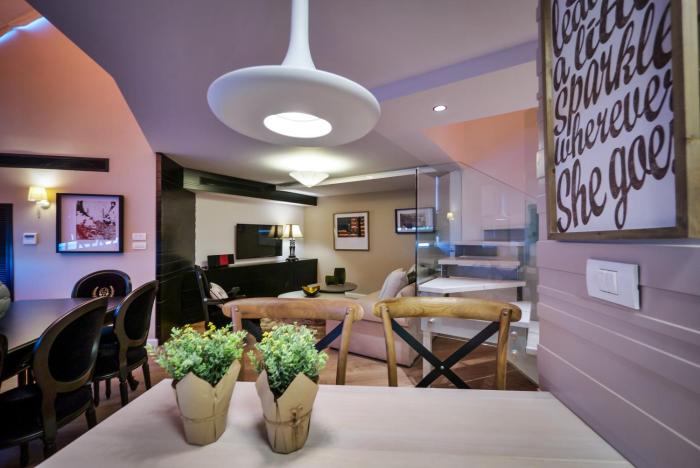 21st floor 360 suitop hotel