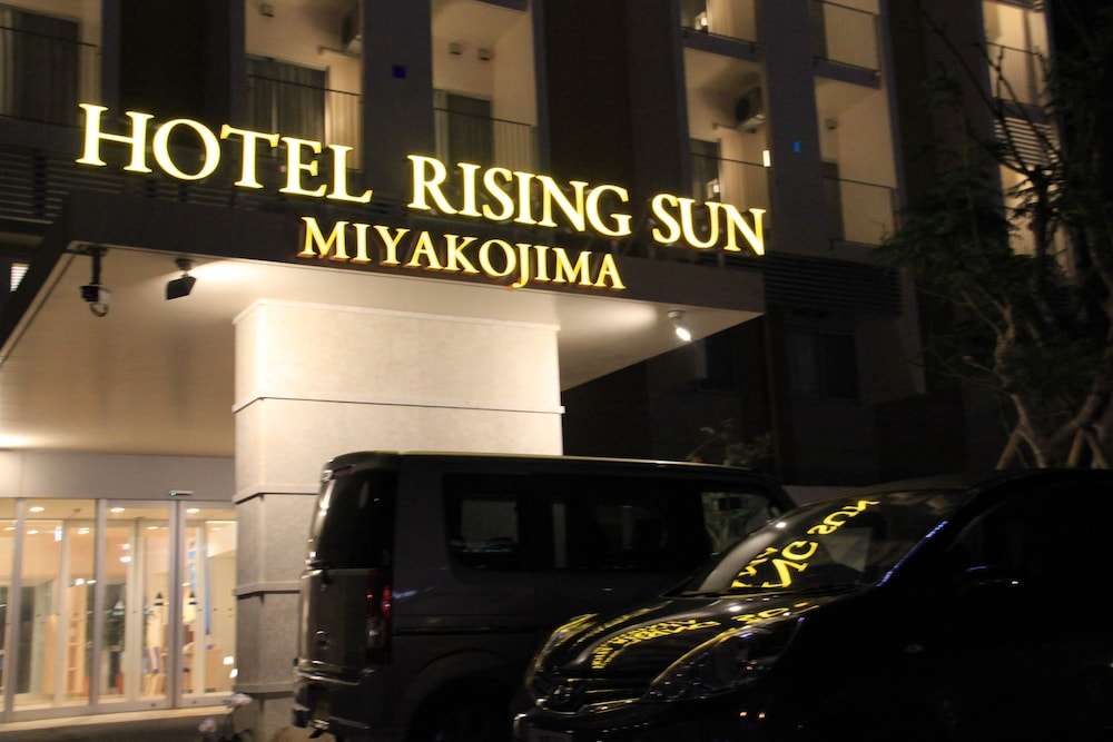 hotel rising sun miyakojima