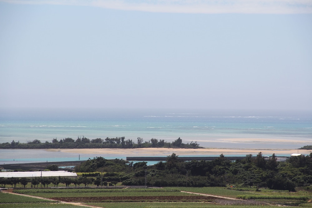 hotel rising sun miyakojima