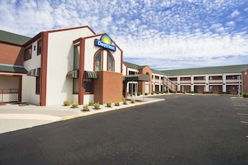 economy hotel wichita florence st