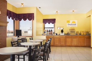 economy hotel wichita florence st