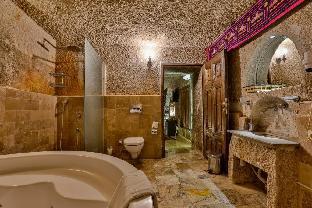Hidden Cave,Goreme>>Cappadocia,5 star
