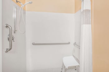 Days Inn By Wyndham Worthington,Worthington>>Nobles County,2 star