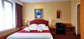 hotel restaurant cardiff