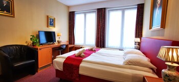 hotel restaurant cardiff