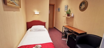 hotel restaurant cardiff