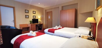 hotel restaurant cardiff