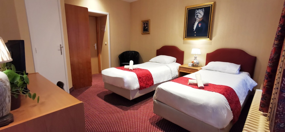 hotel restaurant cardiff