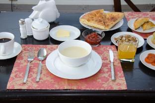 hotel jipek joli