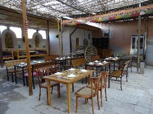 hotel jipek joli