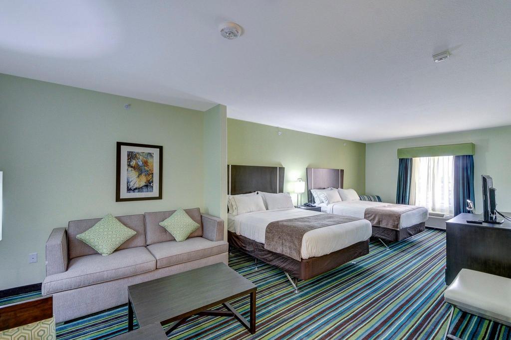 holiday inn express and suites carrizo springs by ihg