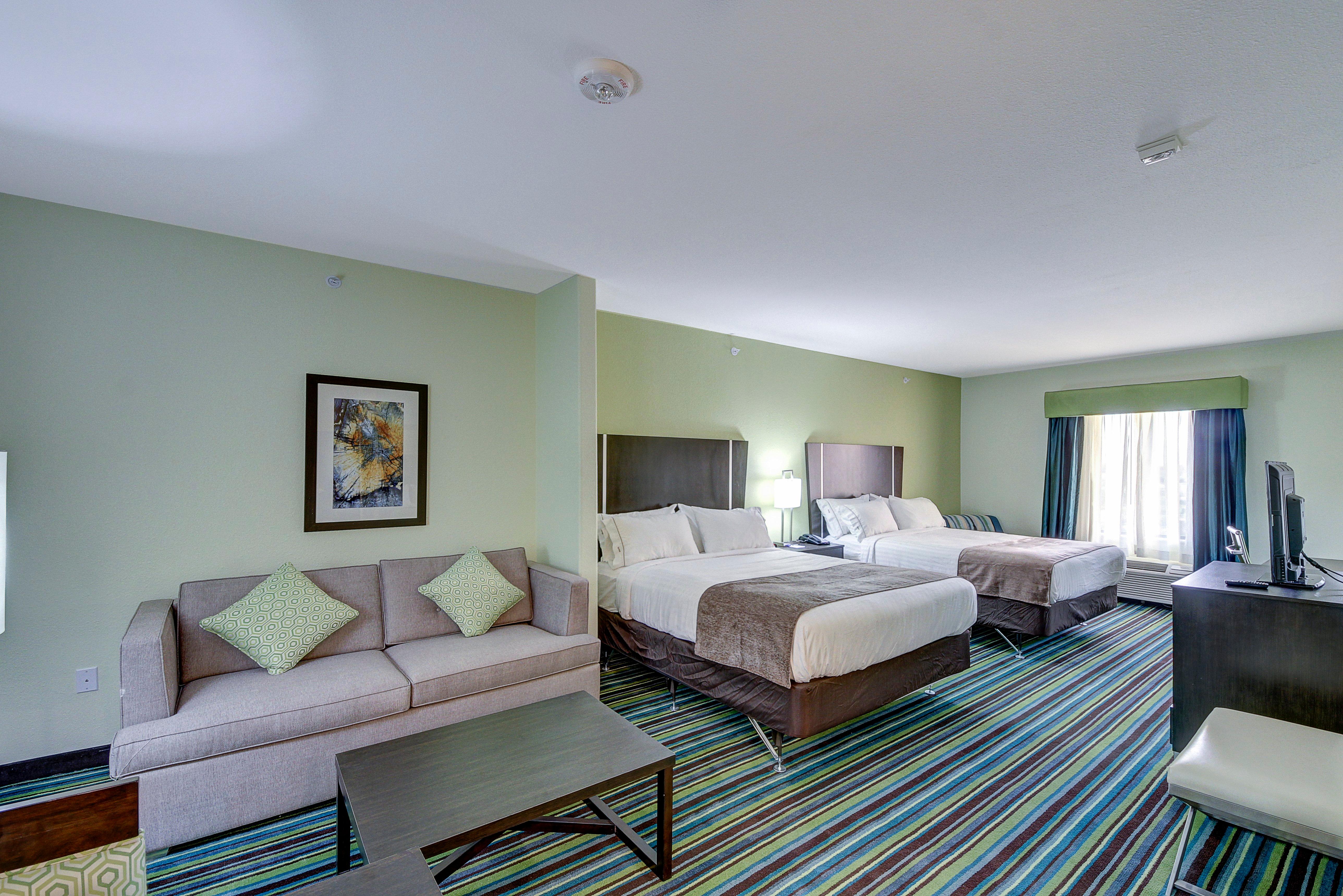 holiday inn express and suites carrizo springs by ihg