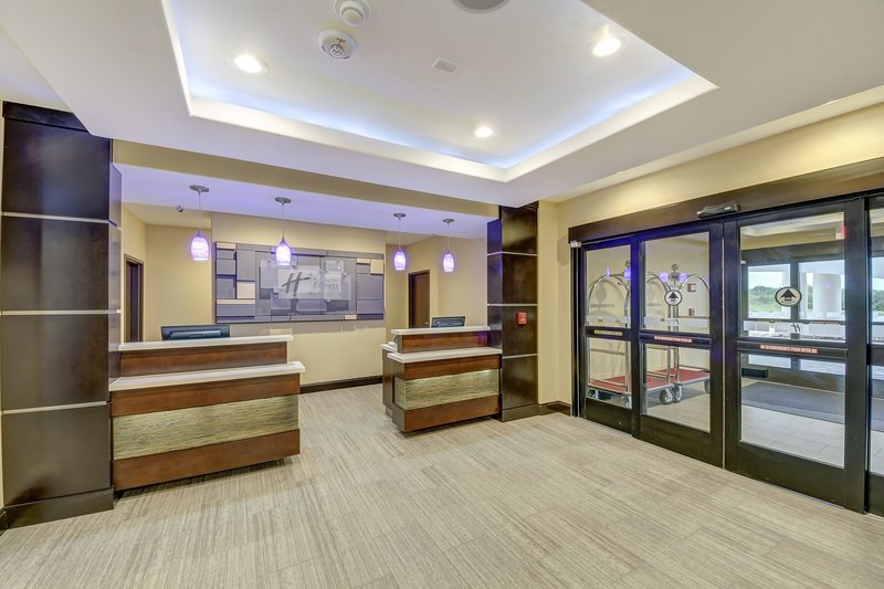 holiday inn express and suites carrizo springs by ihg