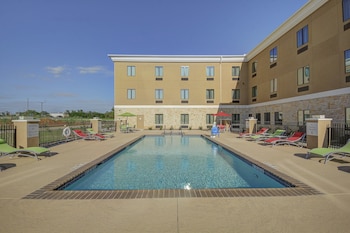 Holiday Inn Express & Suites Carrizo Springs By Ihg,Cotulla>>Carrizo Springs,3 star