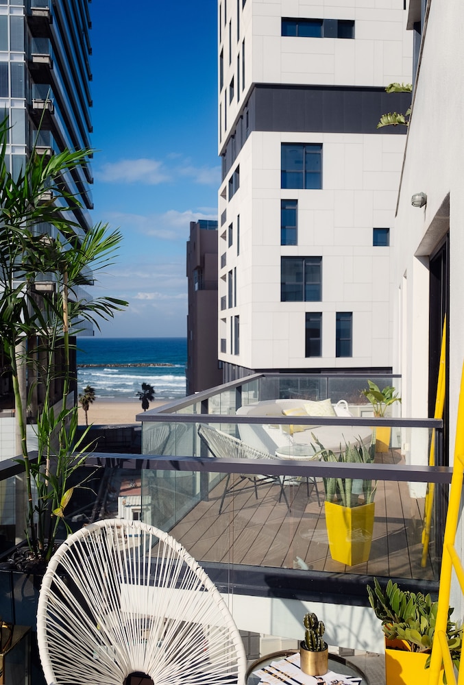 brown beach house by brown hotels