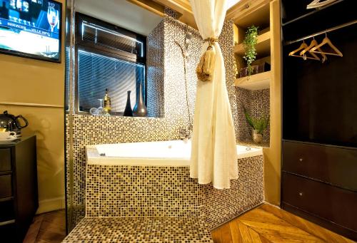 montefiore 16 urban boutique hotel