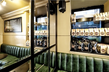 montefiore 16 urban boutique hotel