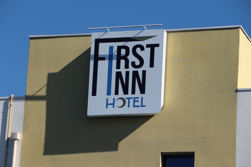 first inn hotel blois