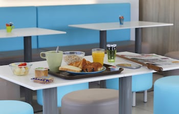 first inn hotel blois