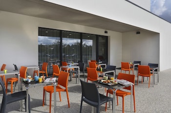 first inn hotel blois