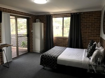 Coffs Shearwater Motel,New South Wales>>Coffs Harbour,3 star