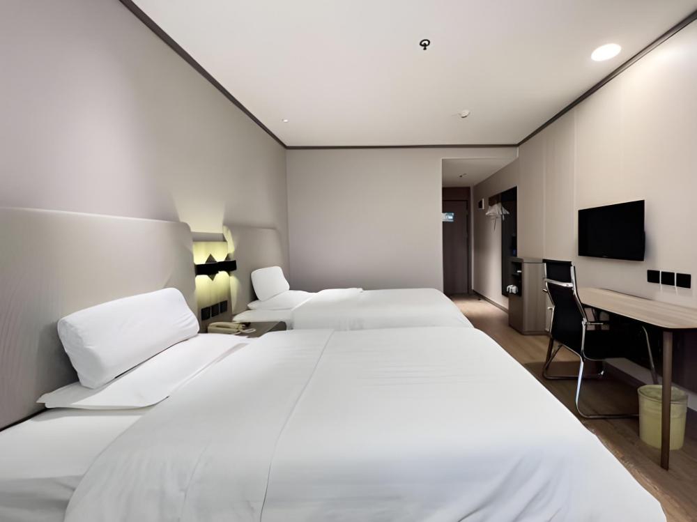 hanting hotel yantai south railway station