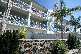 crowsnest apartments