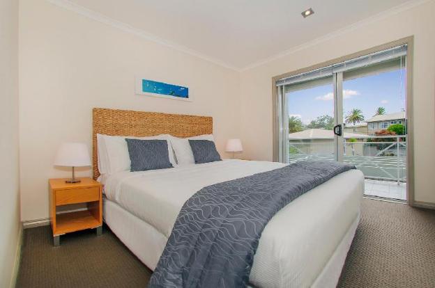 crowsnest apartments