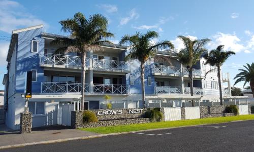 crowsnest apartments