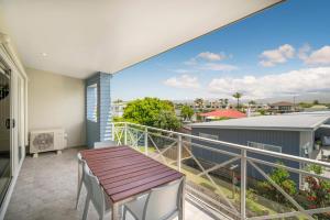 crowsnest apartments