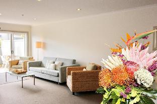 crowsnest apartments