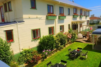 ducks and drakes boutique motel and backpackers