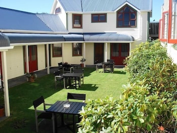 ducks and drakes boutique motel and backpackers