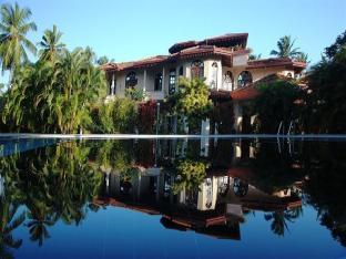 Villa Ranmenika,Ambalangoda>>Ahungalla,3 star