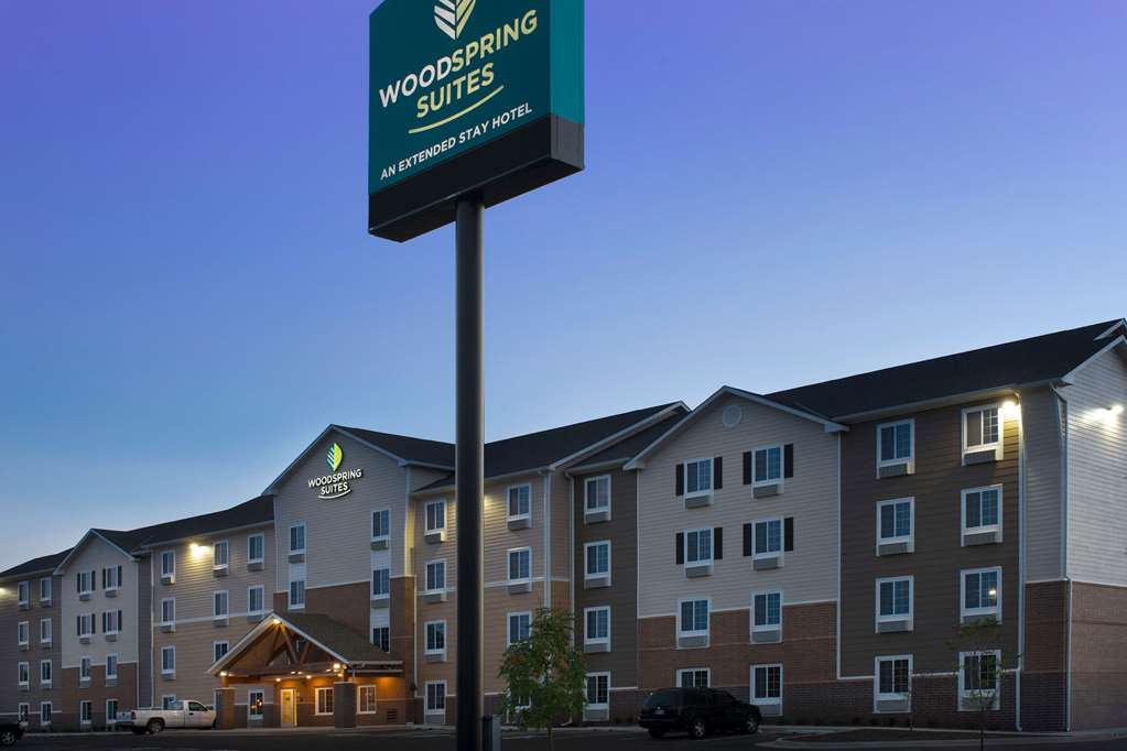extended stay america select suites oklahoma city west