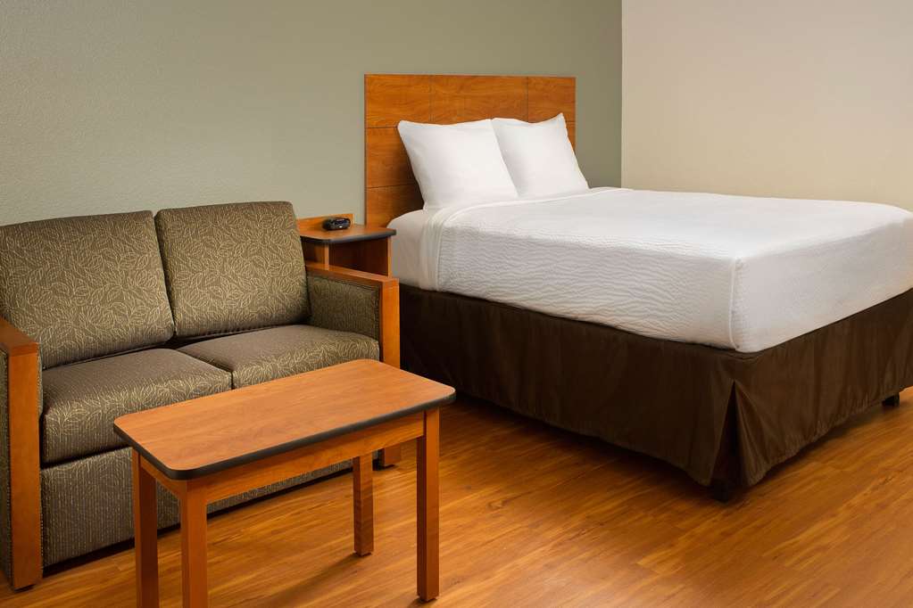 extended stay america select suites oklahoma city west