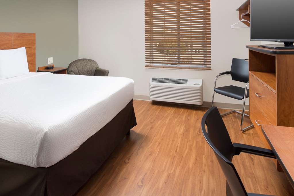 extended stay america select suites oklahoma city west