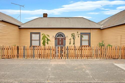 robinson cottage