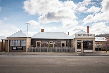 robinson cottage