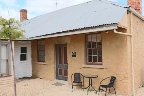 robinson cottage