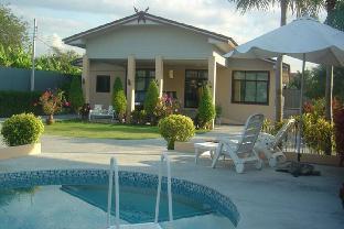 Qg Resort,Bangkok>>Ban Khlong Lat Bua Khao,3 star