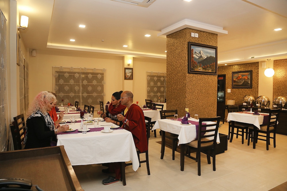 hotel harmika