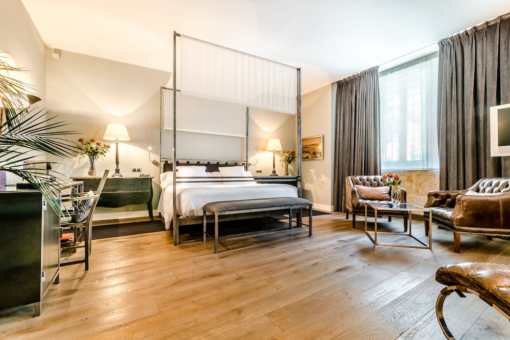 Hotel-Img